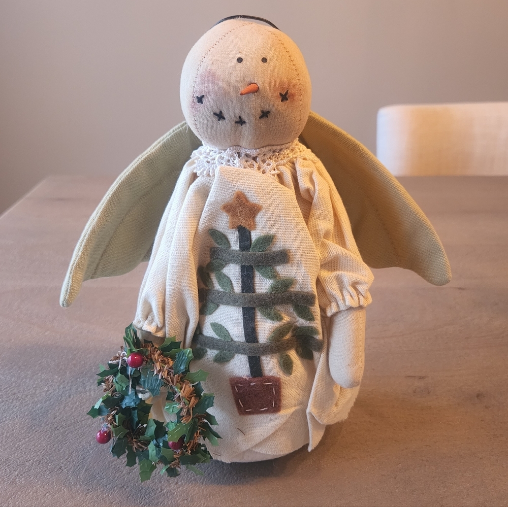 TERRY'S VILLAGE Homespun Snowman Snow Angel Wing Wreath Christmas Primitive